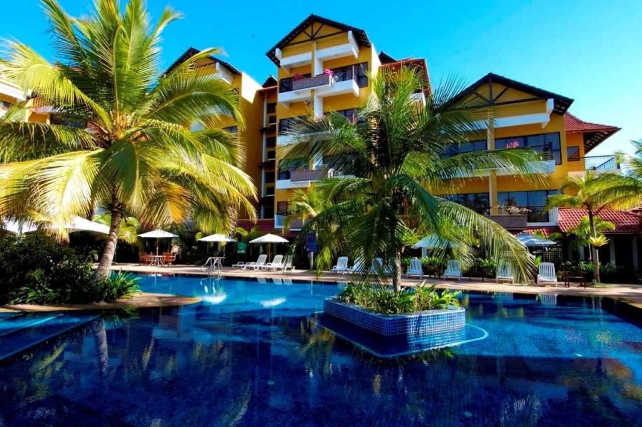 Tiara Labuan Hotel Esterno foto